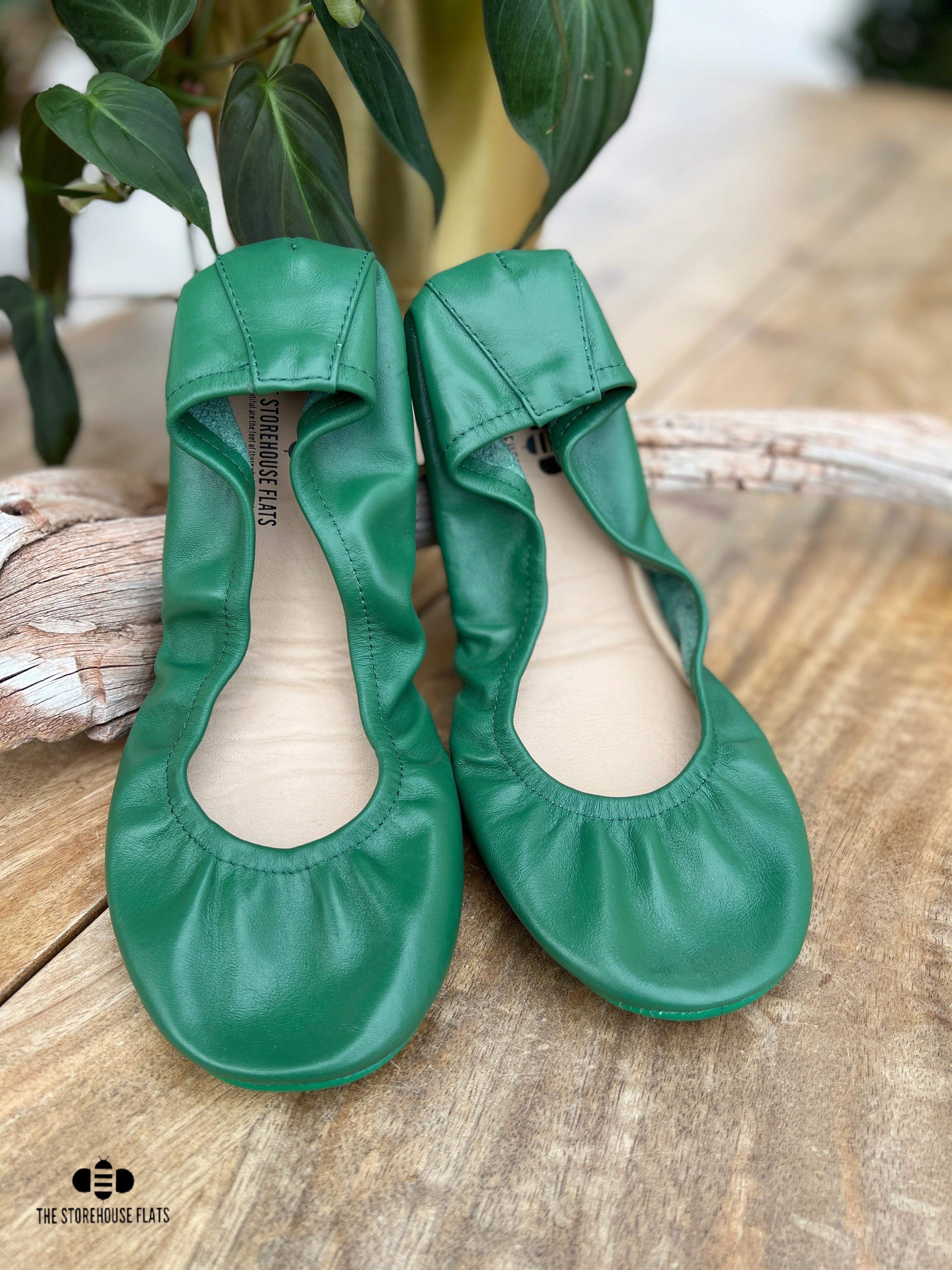 Kelly Green Classic The Storehouse Flats - Official Kelly Green Classic The Storehouse Flats - Official